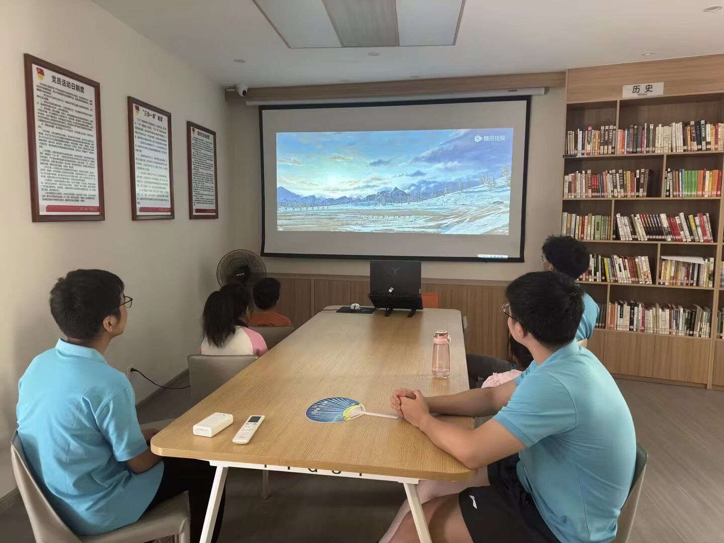 2025ڡl`ӡӰT㑚vʷͯ˼Zġ&#8203;&#8203;