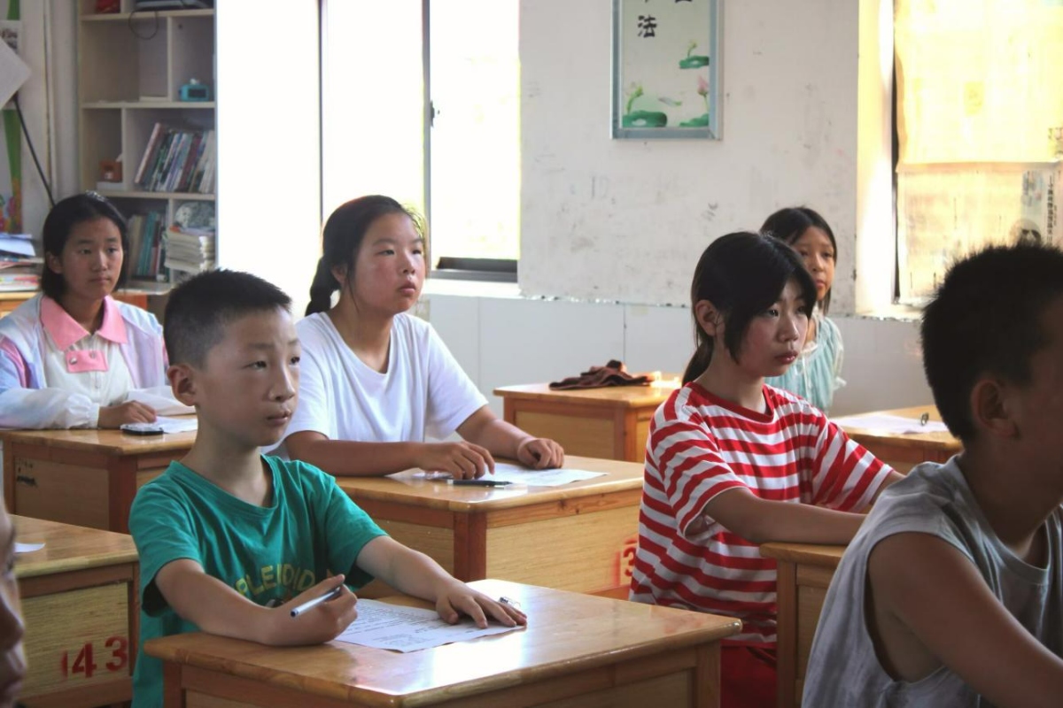 һՌ`V£Ԫxl(xing)С ϷʴW(xu)ZĻcýW(xu)Ժڌ`l(xing)`FԌ`V