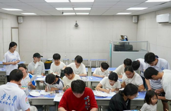 L(zhng)W(xu)(yng)Ĺҫԥ ഺͬСڌ(sh)`(du)  ڷ_(ki)չF(tun)o(dng)