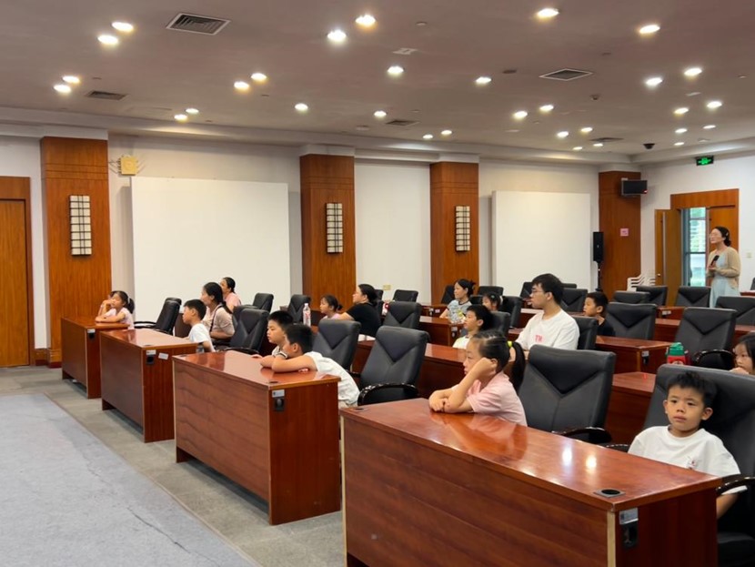 ͯײӢZ(y)ȤϾW(xu)̩݌W(xu)Ժtī(hu)(sh)`o(j)(sh)30